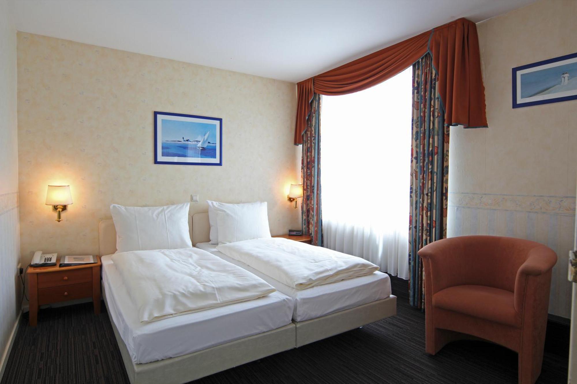 Grand Hotel Monopole Valkenburg aan de Geul Camera foto