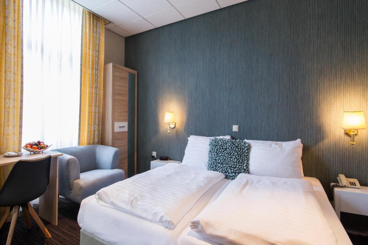 Grand Hotel Monopole Valkenburg aan de Geul Esterno foto