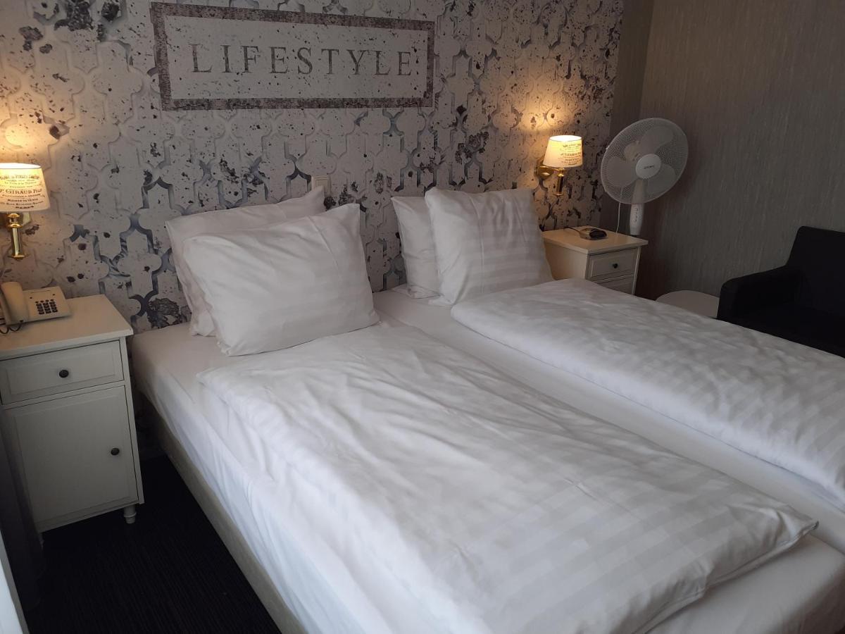 Grand Hotel Monopole Valkenburg aan de Geul Esterno foto